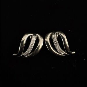Elegant‎ sterling Silver Earrings